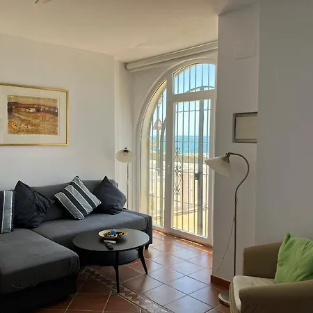 Con Vistas A Bahia De Cadiz